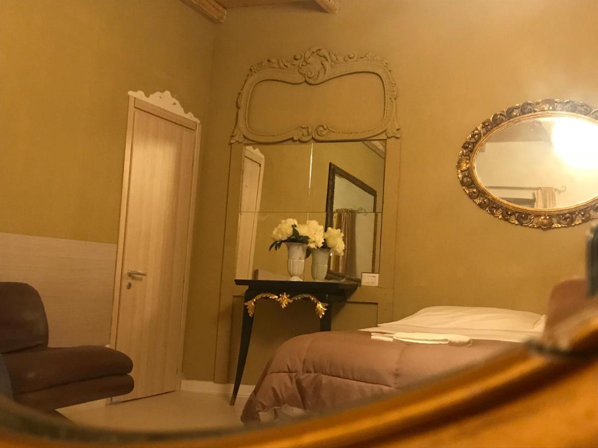Cascina La Castagnara Bed & Breakfast Oriolo  Exterior photo